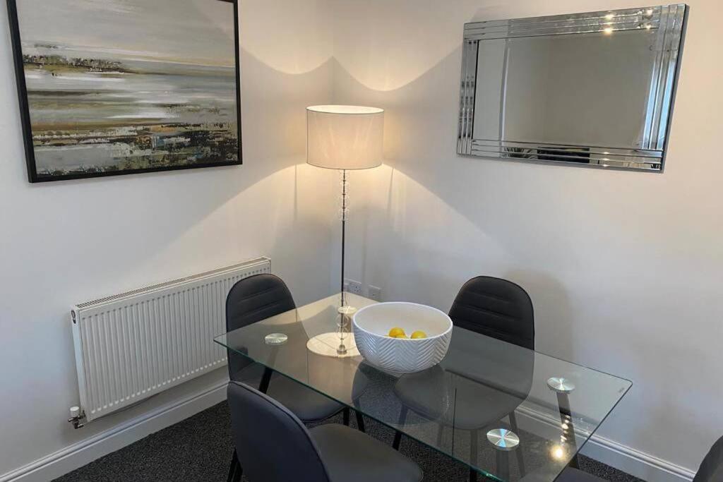 Alicia Newport By Mia Living 2 Bedroom Apartment With Dedicated Parking Dış mekan fotoğraf
