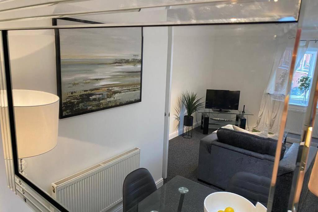 Alicia Newport By Mia Living 2 Bedroom Apartment With Dedicated Parking Dış mekan fotoğraf